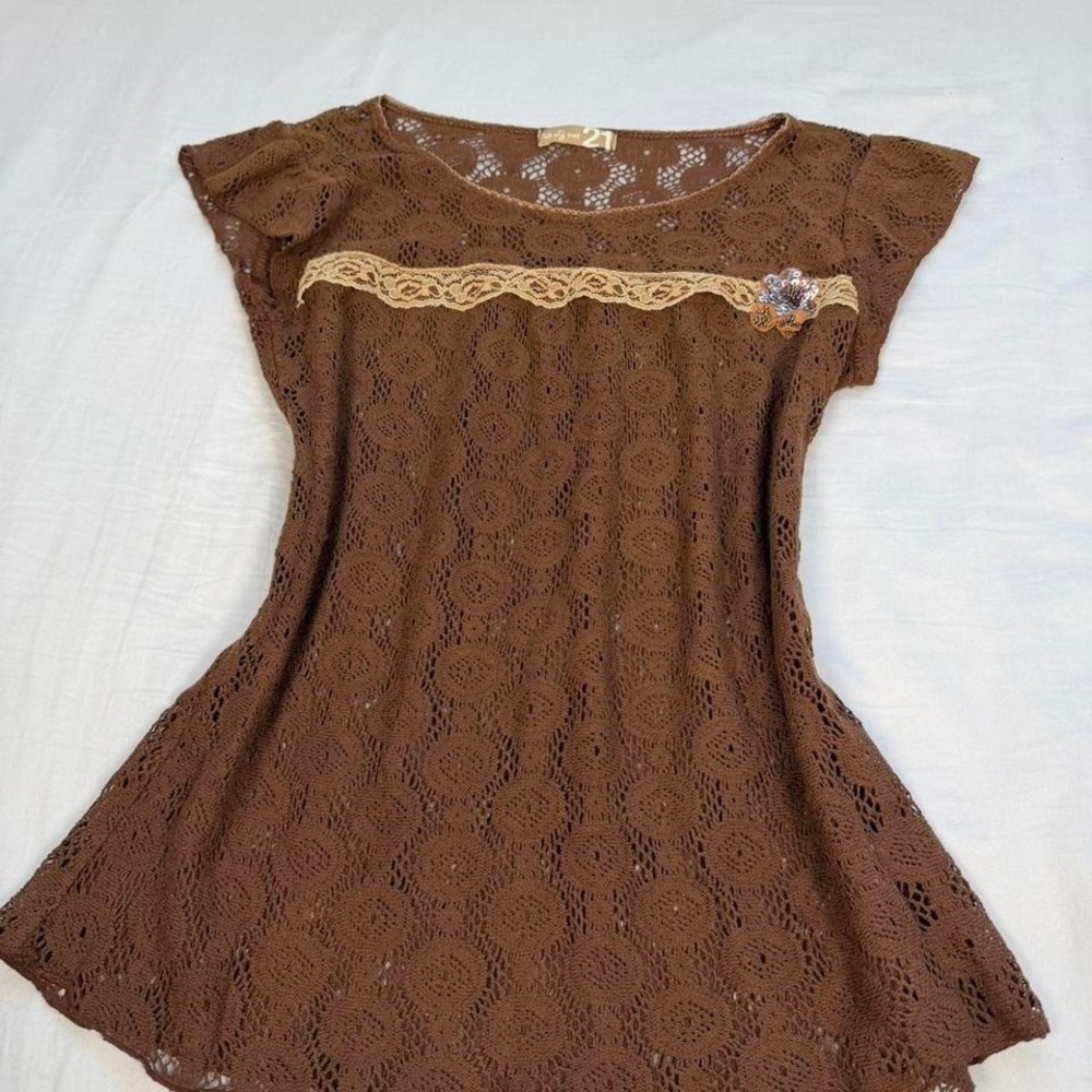 Vintage y2k Forever 22 brown knit short sleeve top. A little see thru - Picture 2 of 6
